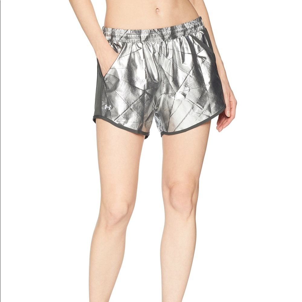Under Armour Women Fly-by Printed Shorts Small